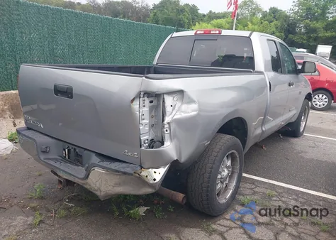 2010 Toyota Tundra Grade 4.6L V8 из США, поврежденный, VIN 5TFUM5F12AX003655